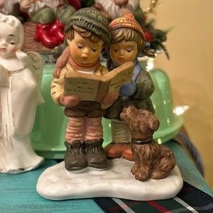 Holiday Harmony Berta Hummel Goebel 1996 figurine